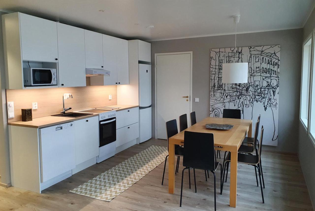 אינארי Vaere Holiday Home - Lakeside Relaxation Point מראה חיצוני תמונה